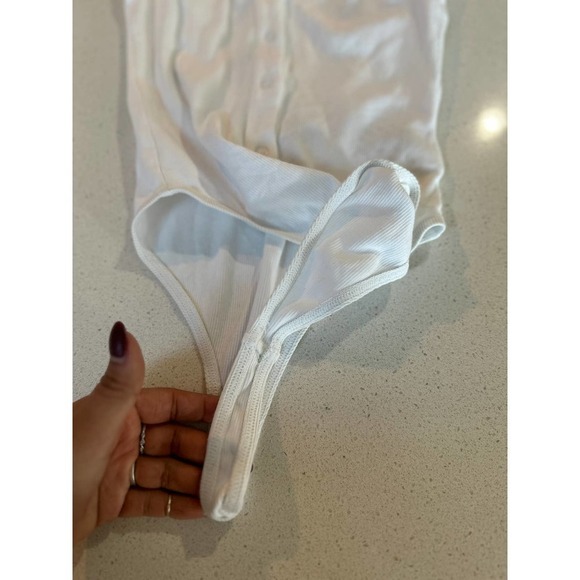 Off-white Open back Printed Ribbed Cotton-blend Jersey Bodysuit - Picture 9 of 12